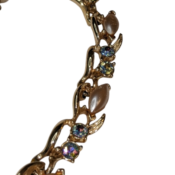 VTG Gold Plated Faux Pearl & Aurora Rhinestones Necklace by B.S.K. Stamped - Picture 3 of 5